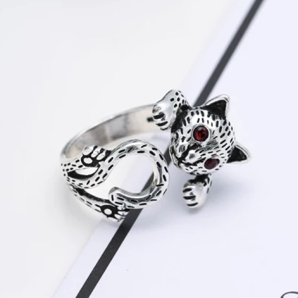 Restocked - Cat Ring & Mouse Ring - Picture 3 of 10